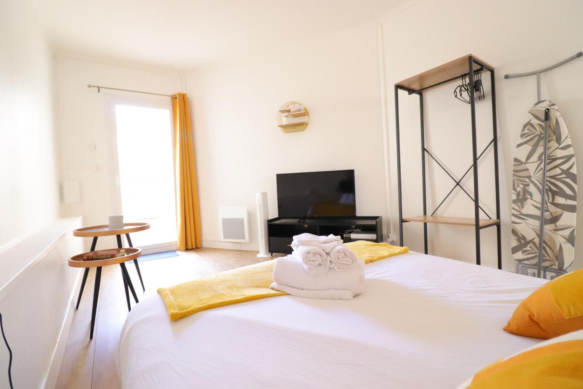 Le Neo - Studio Chic Avec Sa Cour Privative Et Fibre ベルジュラック 部屋 写真